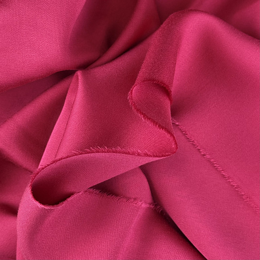 картинка Шелк вискозный цвет малина от интернет магазина