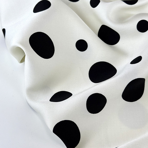 картинка Вискозный шелк "Горошек" крупный на фоне айвори от интернет магазина