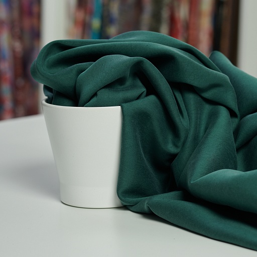 картинка Ткань плательно-костюмная "Тенсел+купра" цвет зеленый от интернет магазина