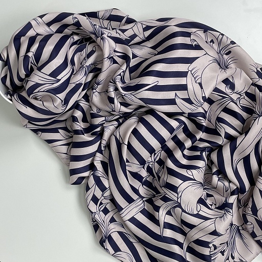картинка Вискозный шелк "Лилии" синие от интернет магазина